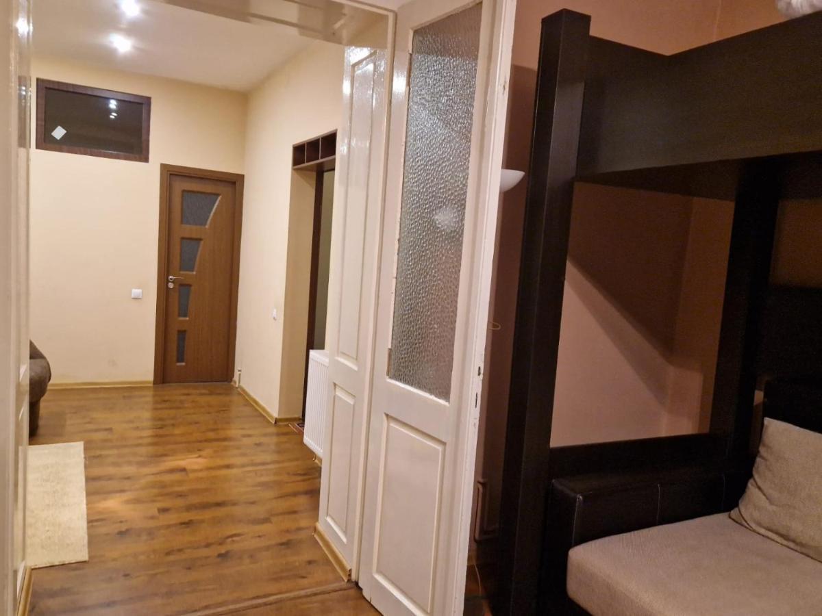 Апартаменты M&A Mario Ultra Central Apartament Брашов Экстерьер фото